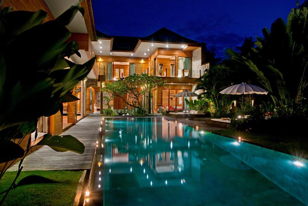Eko Villa Seminyak - Tropical Villa, Walk To Beach Eksteriør billede